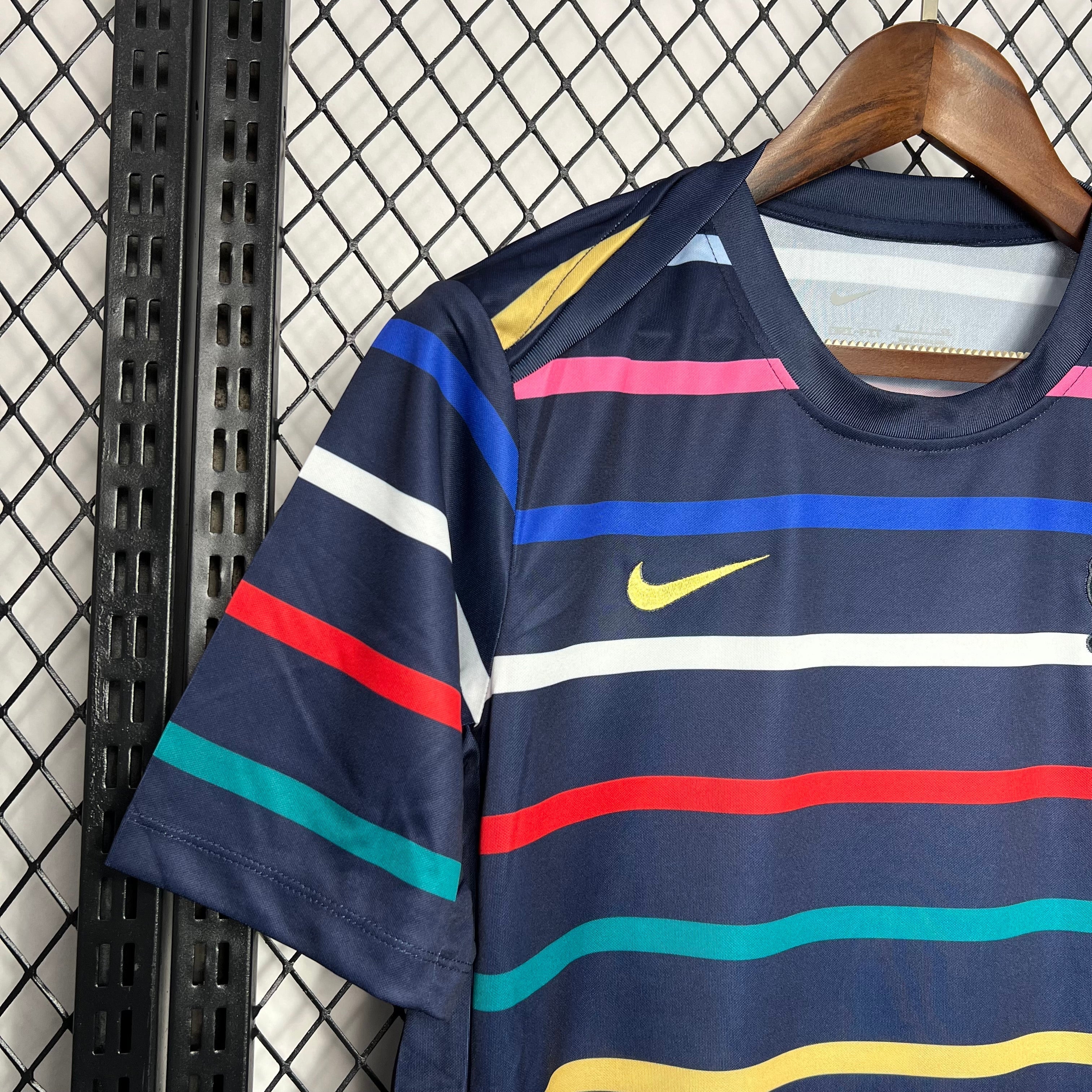 Camisa França Pré-Jogo 24/25 - Torcedor Masculina