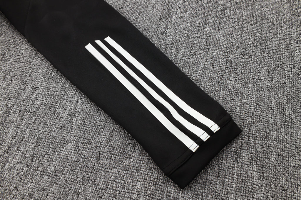 Conjunto Frio de Treino  Real Madrid 23/24 - Preto