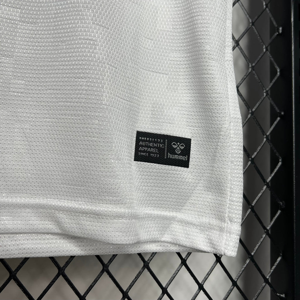 Camisa Dinamarca Away 24/25 - Torcedor Masculina