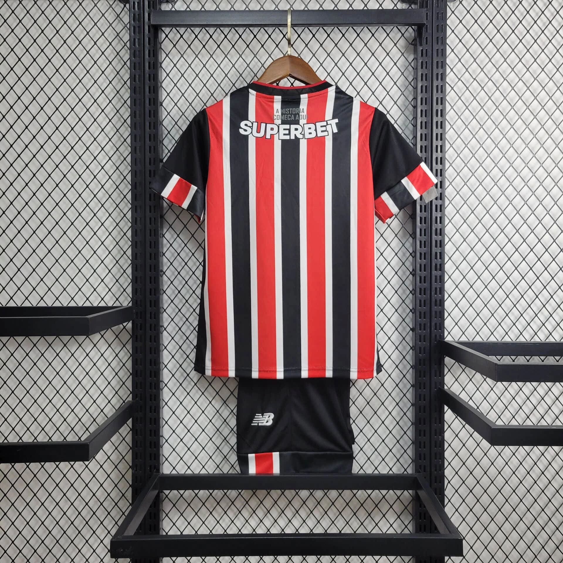 Conjunto Infantil São Paulo II - 24/25