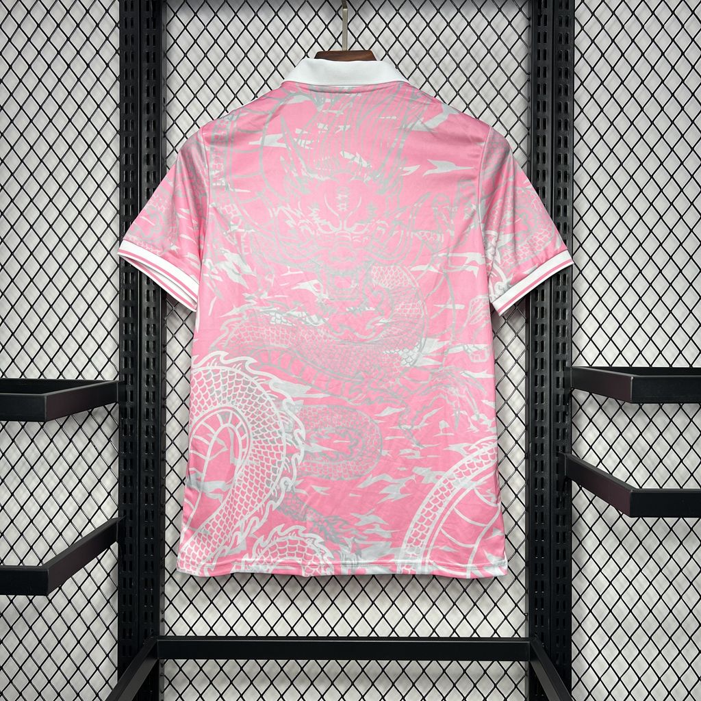 Camisa Real Madrid Rosa Edição Especial 23/24 - Adidas Torcedor Masculina