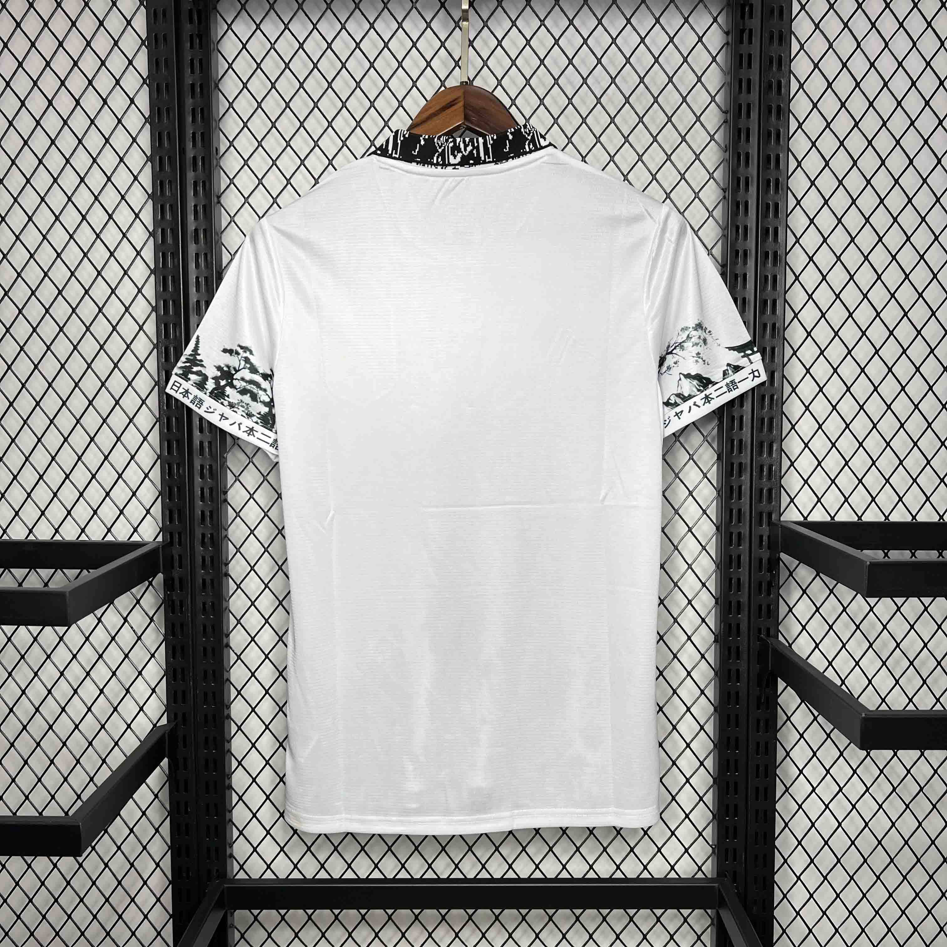 Camisa Japão Naruto - Sasuke edição especial 2024/25 - Torcedor Masculina