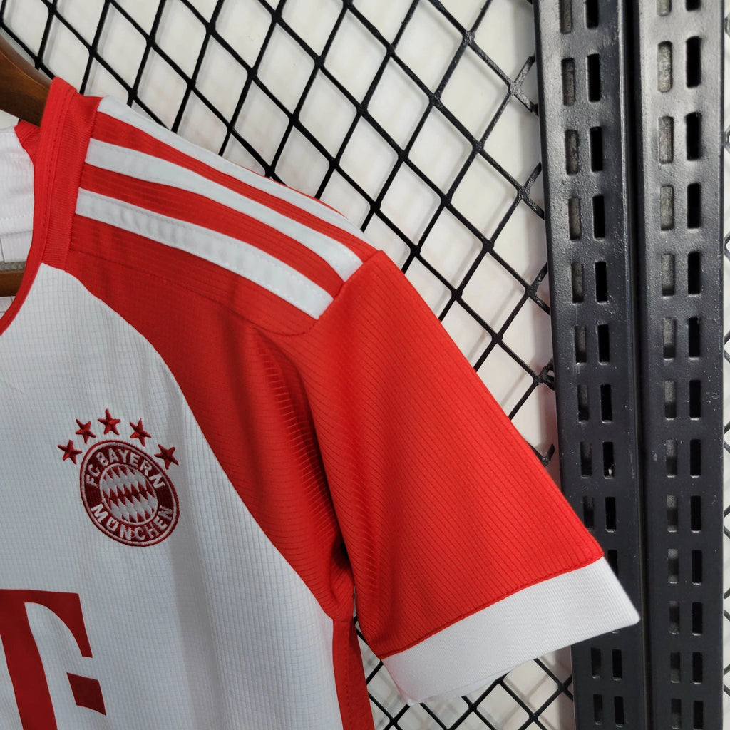 Kit Infantil Bayern Titular 23/24