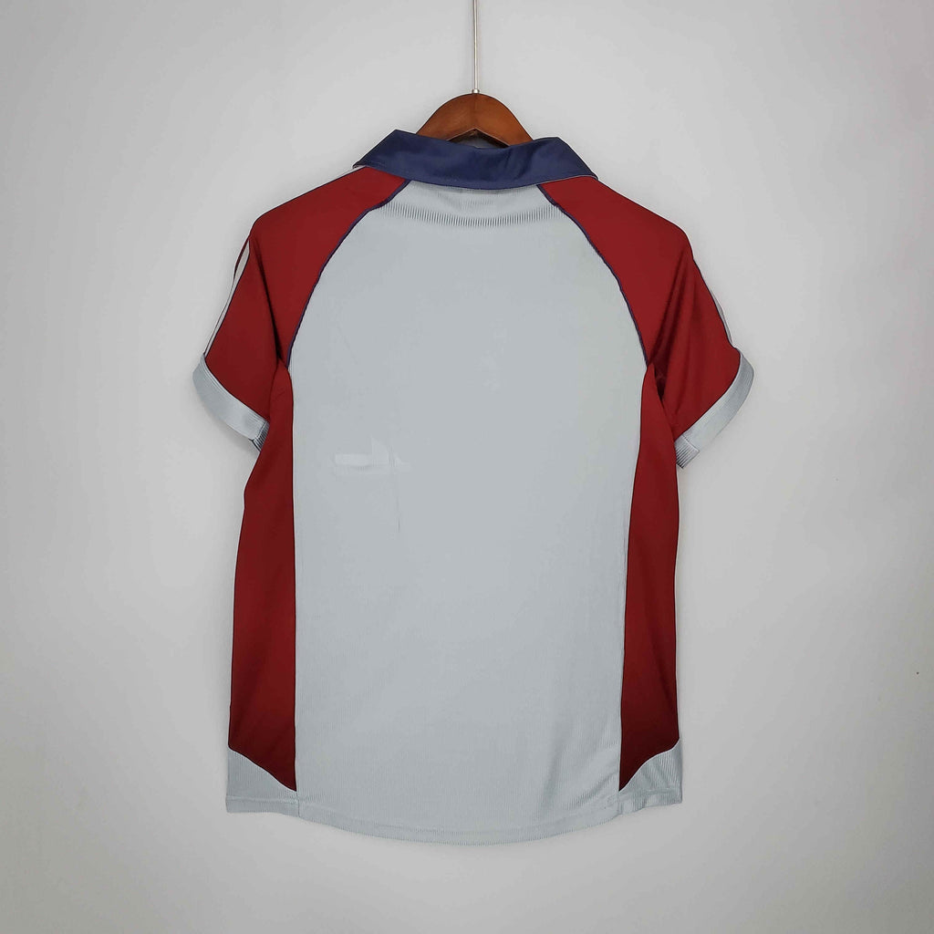 Camisa Bayern de Munique versão retrô 98/99
