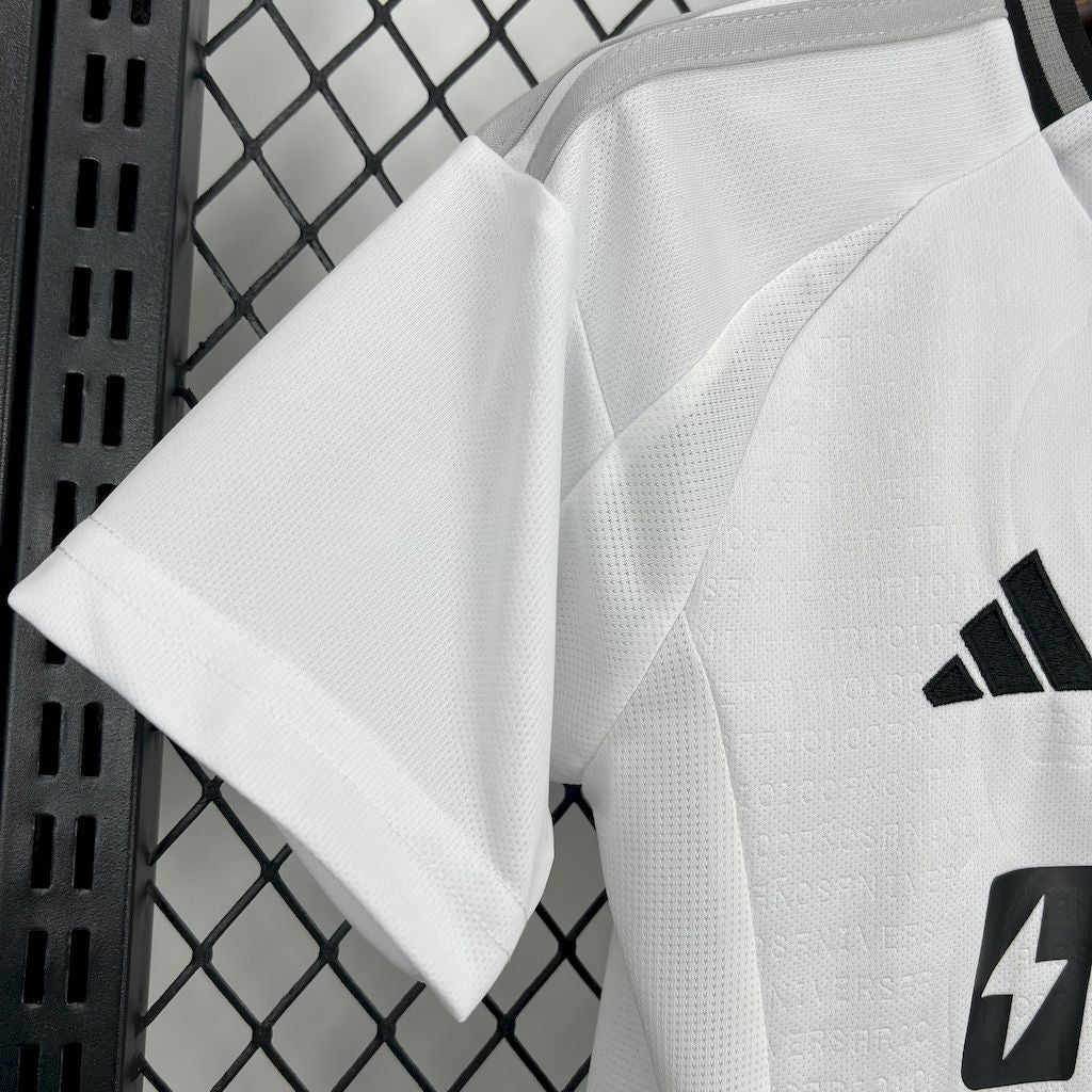 Kit Infantil Colo-Colo Away 25/26
