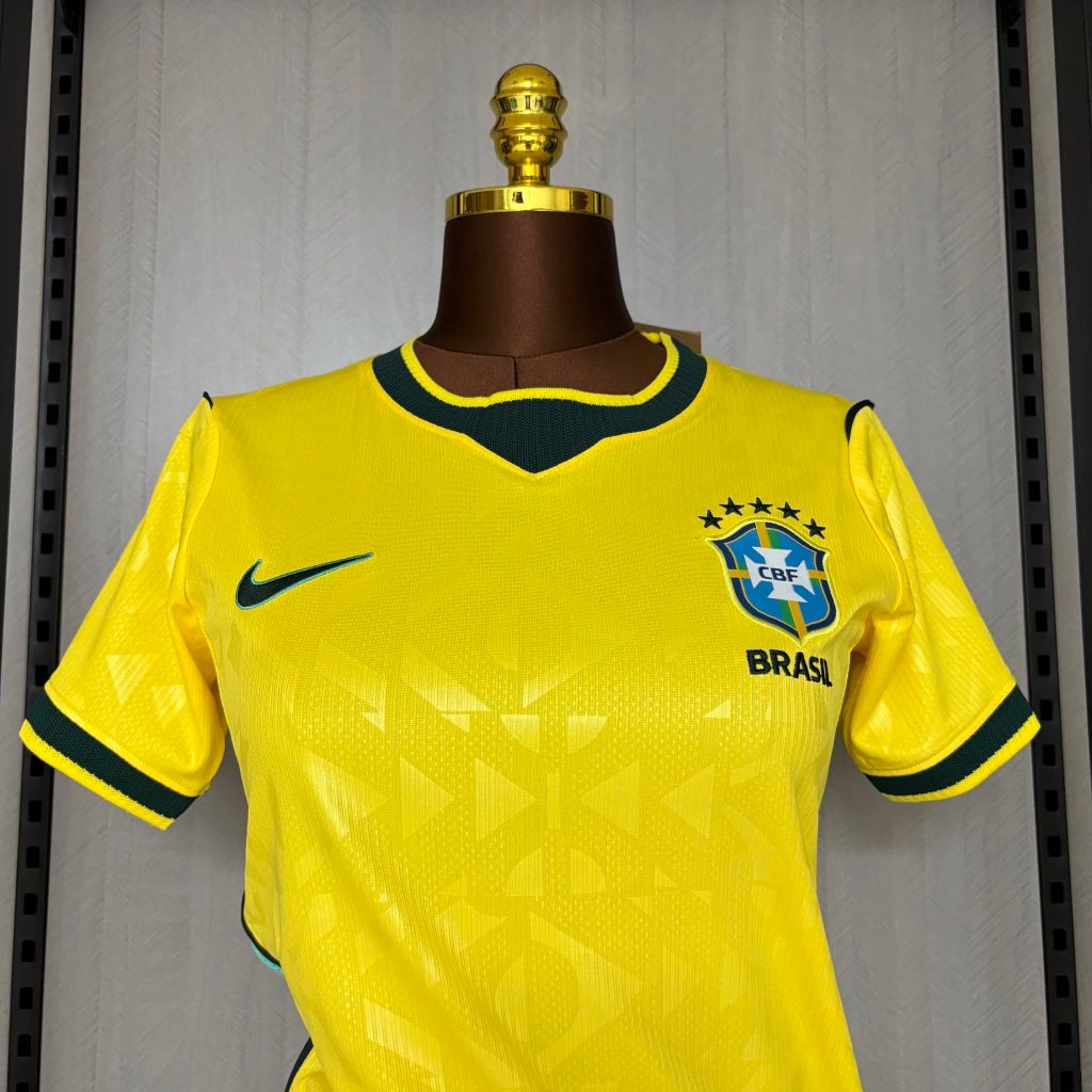 Camisa Seleção Brasil 2026 Home - Feminina - Amarela