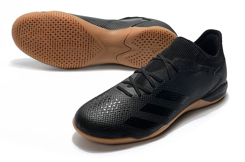 Chuteira Adidas Predator 20.3 - Futsal
