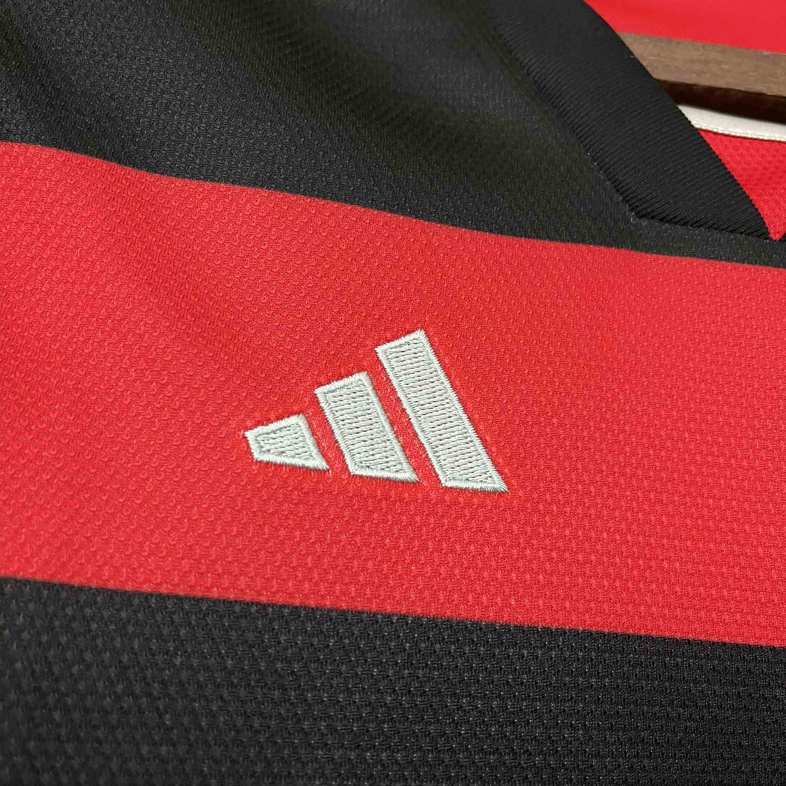 Camisa Flamengo Home 24/25 - Feminina